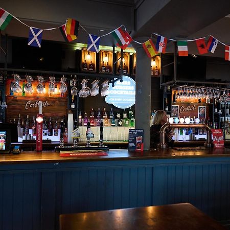 White Hart, Newmarket By Marston'S Inns Exteriér fotografie
