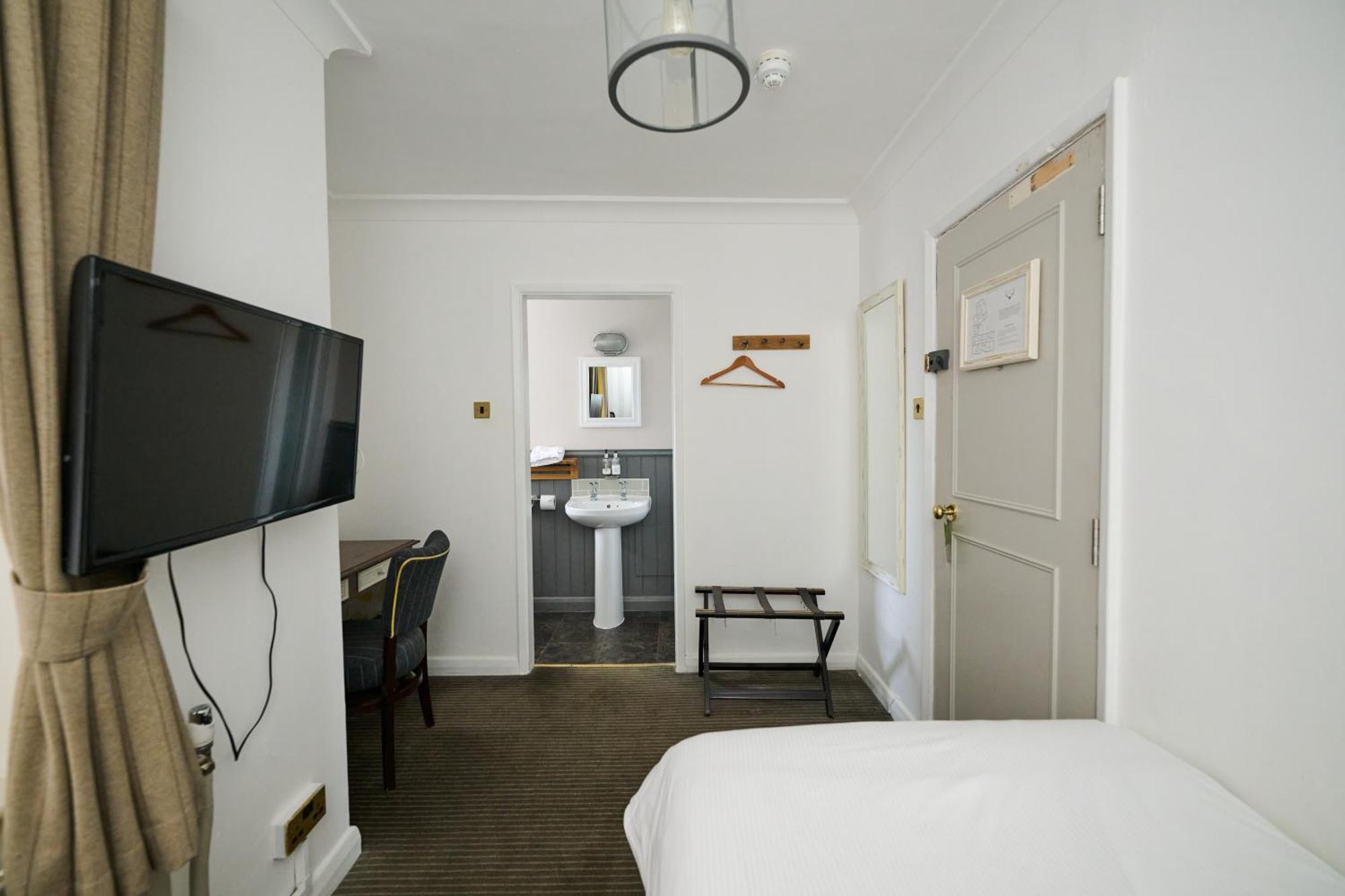 White Hart, Newmarket By Marston'S Inns Exteriér fotografie