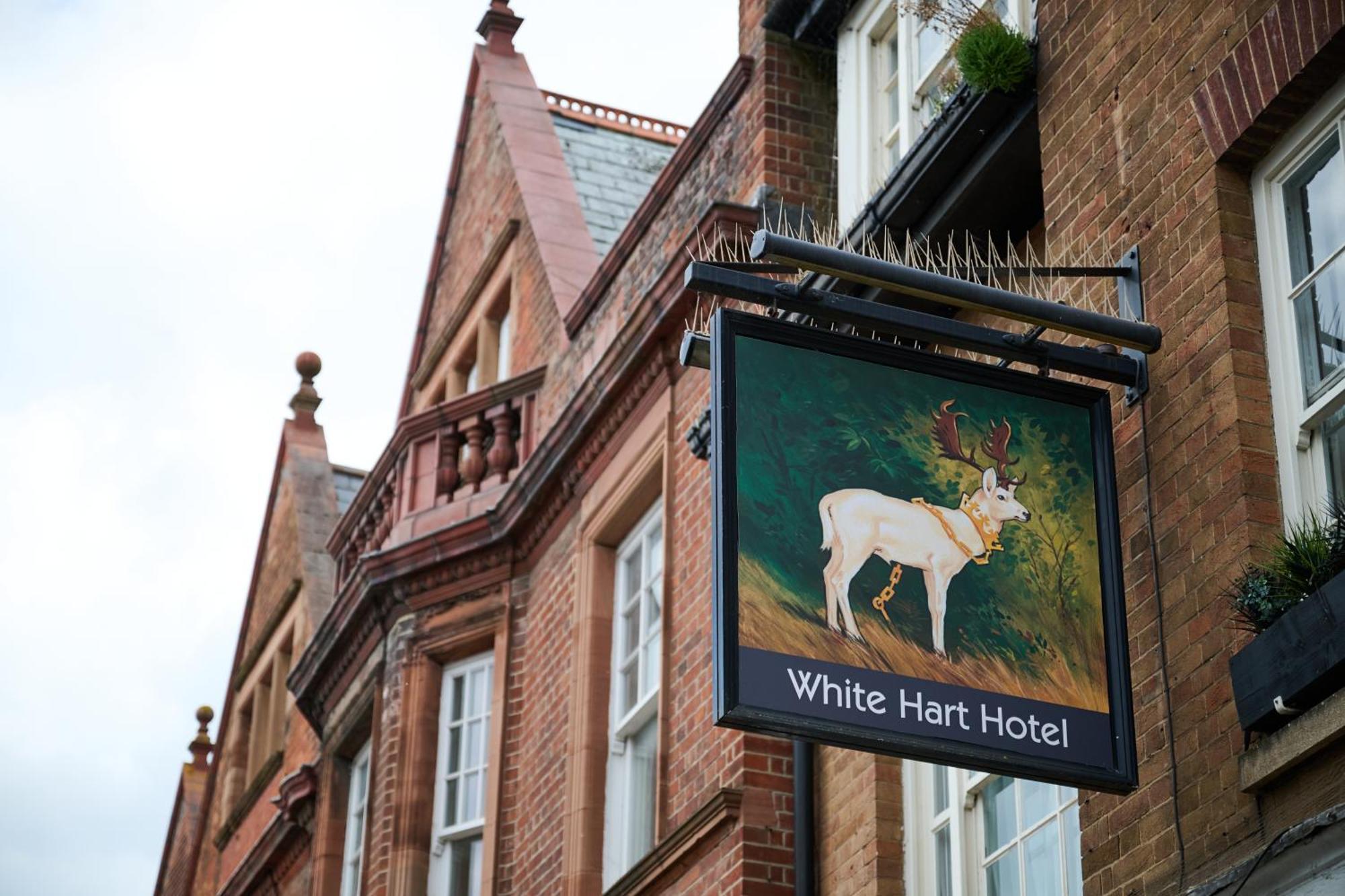 White Hart, Newmarket By Marston'S Inns Exteriér fotografie