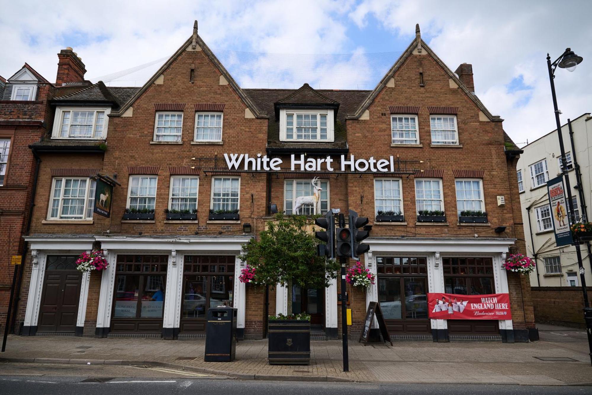 White Hart, Newmarket By Marston'S Inns Exteriér fotografie