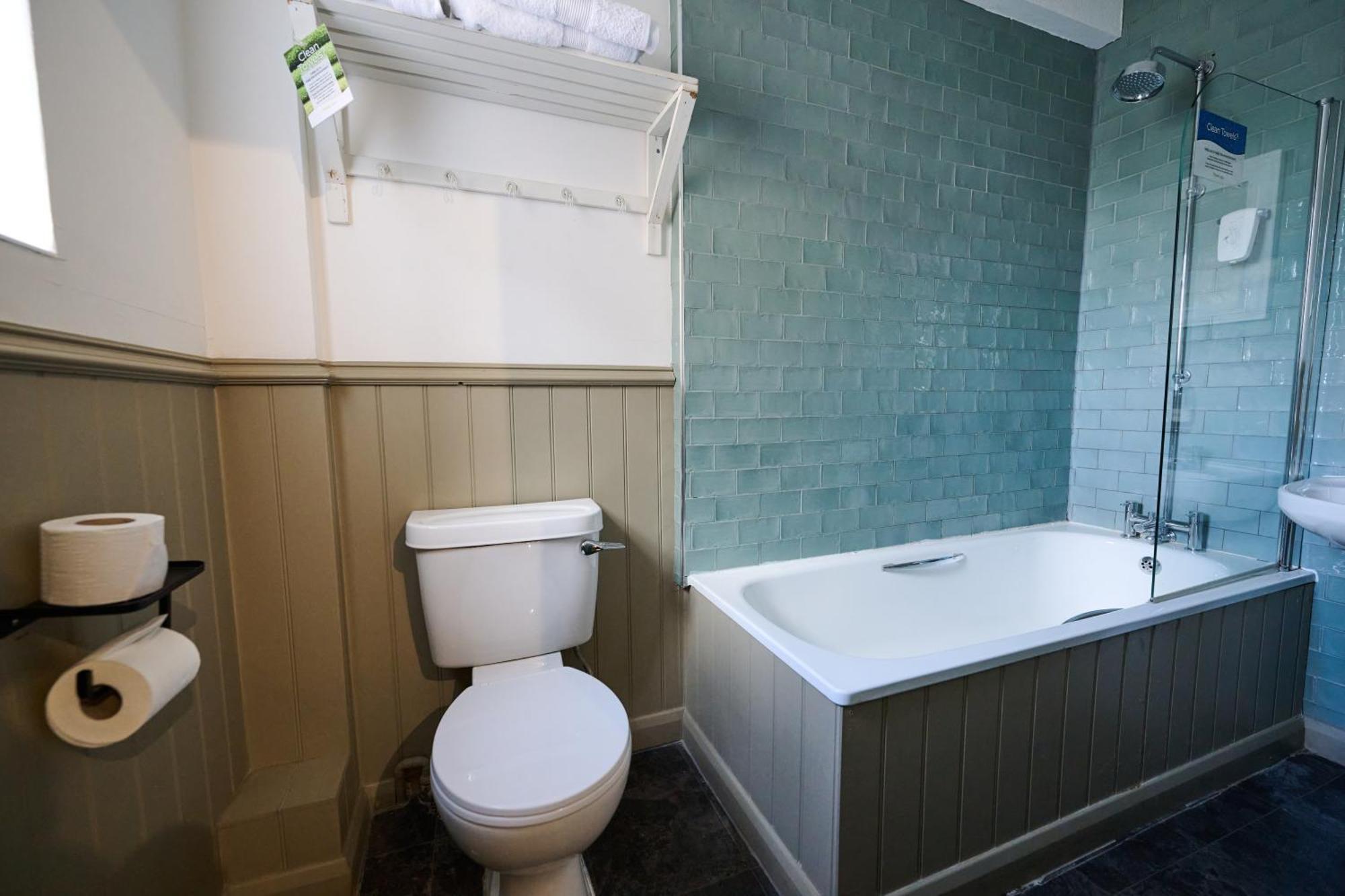 White Hart, Newmarket By Marston'S Inns Exteriér fotografie